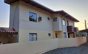 Apartamento a 300mts do parque Beto Carreiro